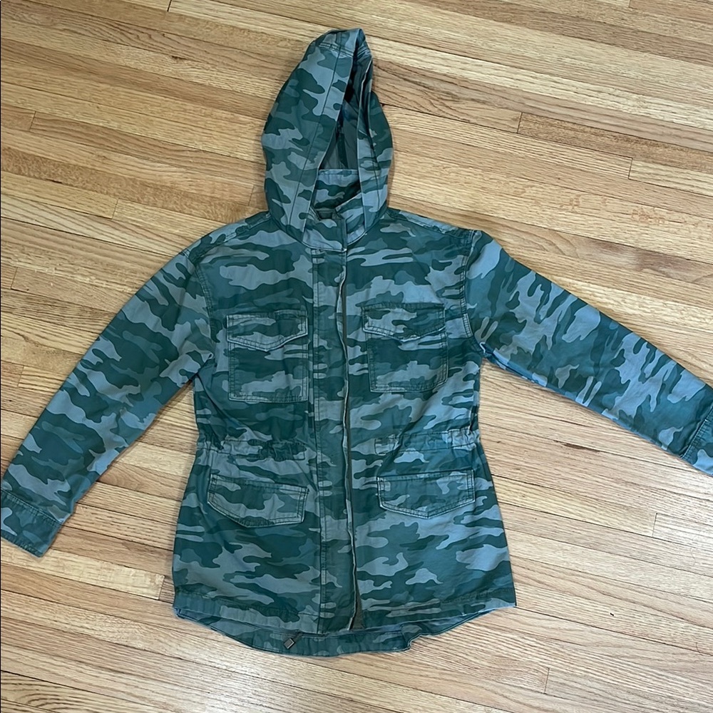 Camouflage Hooded Women's Jacket